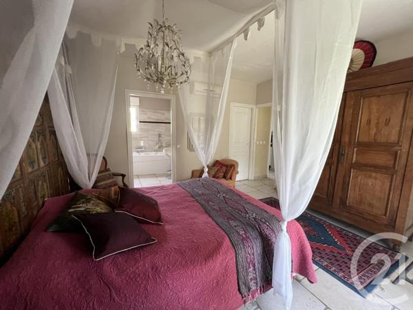 Maison à vendre  8 pièces - 205 m2 LE PLAN DE LA TOUR - 83