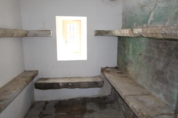 Dpt Côte d'Or (21), à vendre VEUVEY SUR OUCHE (21) Ancien Presbytère 9 pièces sur 398 m² de terrain.