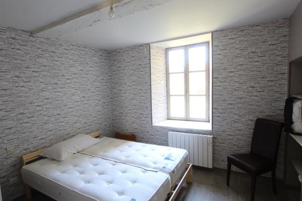 Dpt Côte d'Or (21), à vendre VEUVEY SUR OUCHE (21) Ancien Presbytère 9 pièces sur 398 m² de terrain.