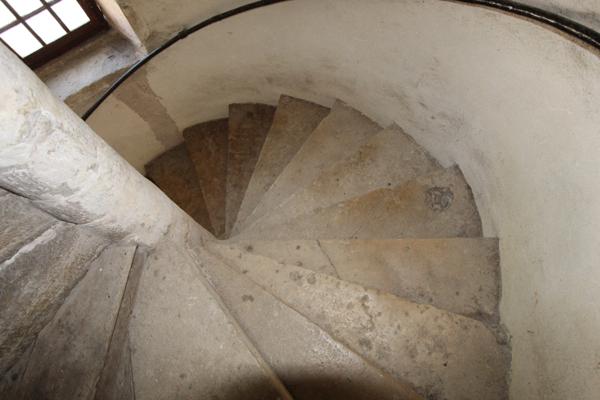 Dpt Côte d'Or (21), à vendre VEUVEY SUR OUCHE (21) Ancien Presbytère 9 pièces sur 398 m² de terrain.