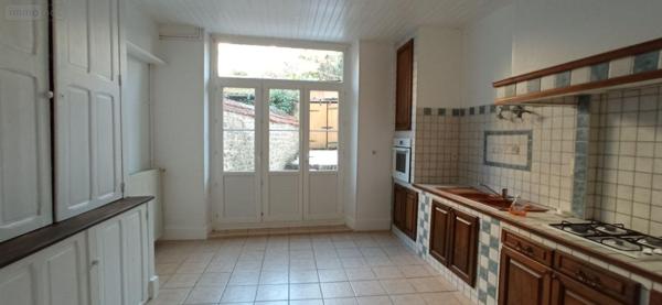 Maison à vendre à Nogent en Haute-Marne (52800), ref : 52020-57