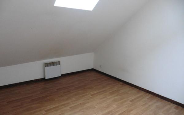 Immeuble à vendre    14 pièces •  Villers-Cotterêts