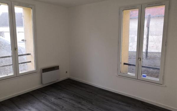 Immeuble à vendre    14 pièces •  Villers-Cotterêts