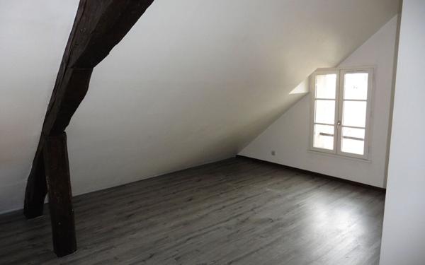 Immeuble à vendre    14 pièces •  Villers-Cotterêts