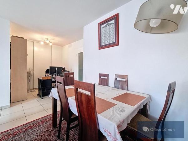 Appartement de type 4 dans résidence récente