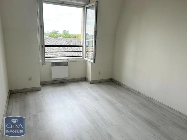 Appartement à louer 3 pièces 59.89m² Saint-Quentin (02100)
