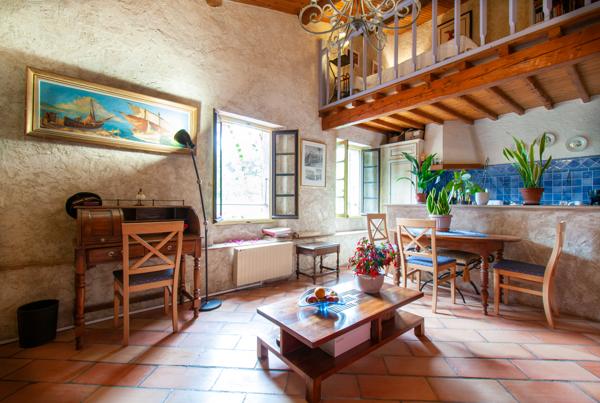 Maison à vendre à Carros (06510) - Alpes-Maritimes