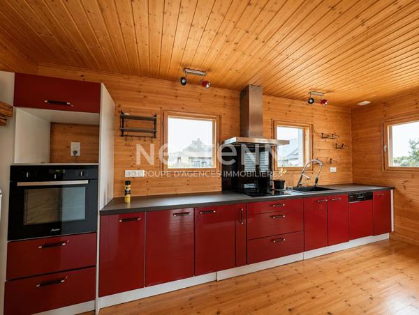 Maison en bois à vendre bourg de Radenac