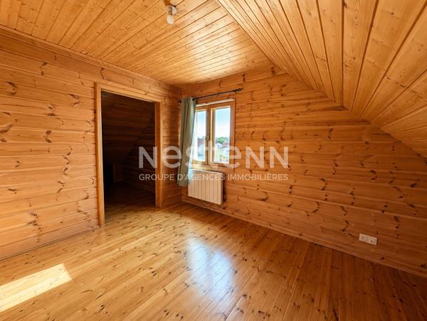 Maison en bois à vendre bourg de Radenac