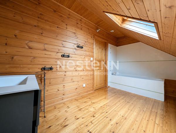 Maison en bois à vendre bourg de Radenac