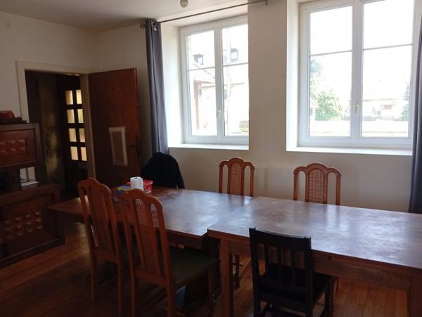 Maison individuelle Saint-Dizier-l'Évêque 165 m²