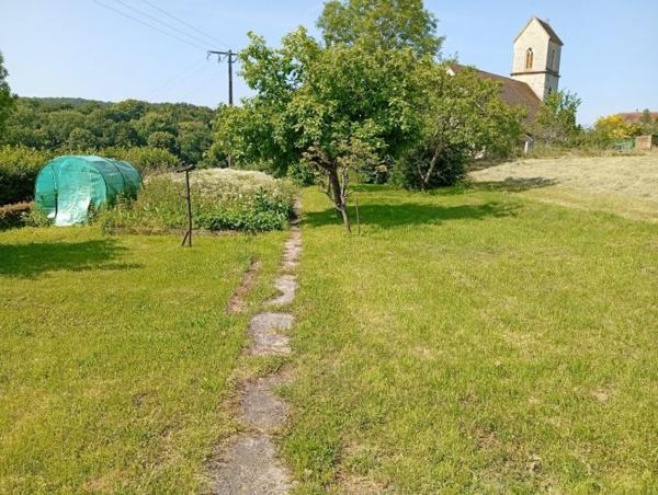 Maison individuelle Saint-Dizier-l'Évêque 165 m²