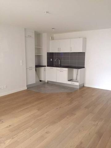 Appartement 2 pièces                                        - 44000 Nantes - Centre ville Réf : 12185