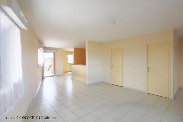 Appartement à vendre 5 pièces garage+ cave + parking BOURG EN BRESSE (01)