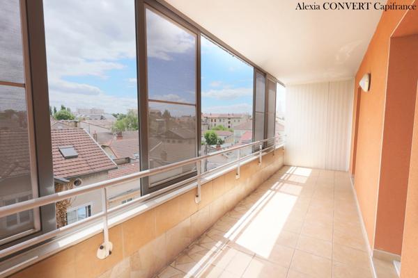 Appartement à vendre 5 pièces garage+ cave + parking BOURG EN BRESSE (01)