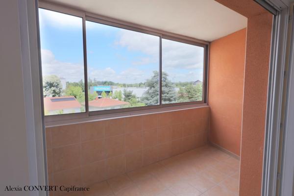 Appartement à vendre 5 pièces garage+ cave + parking BOURG EN BRESSE (01)
