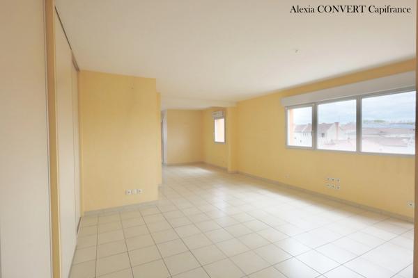 Appartement à vendre 5 pièces garage+ cave + parking BOURG EN BRESSE (01)