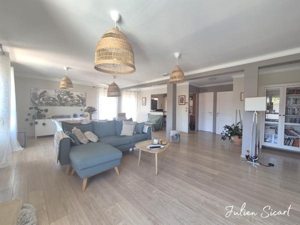 SAINT-FÉLIU-D'AVALL – MAISON 3 FACES – 165 m² HABITABLES – GARAGE – PISCINE