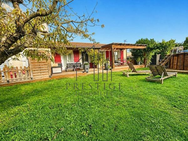Maison de plain-pied avec piscine hors sol et dépendance à Carpentras
