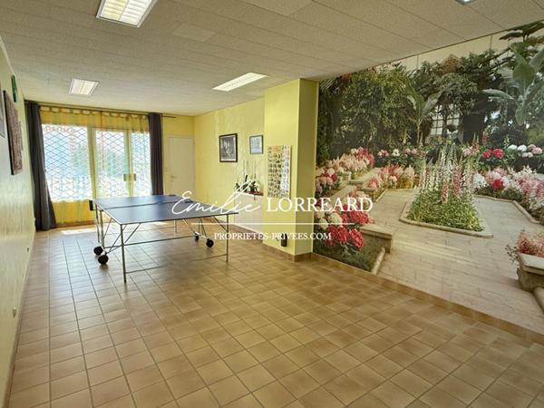 Maison Le Mans 9 pièce(s) 159 m2 avec garage de 50 m2