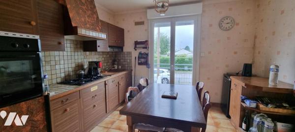 LA GUERCHE DE BGNE - Centre Ville - Pavillon avec terrain