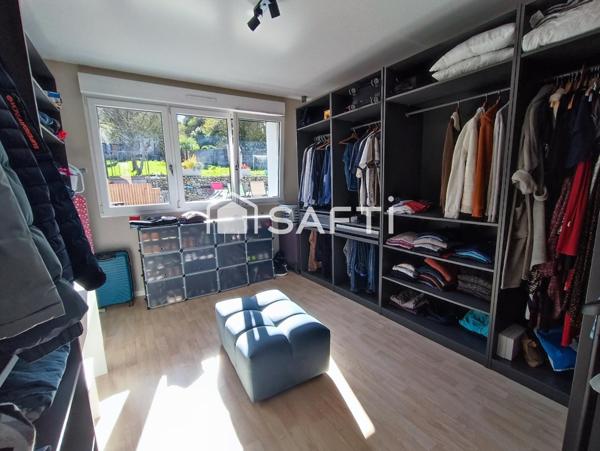 Splendide maison avec piscine et garages