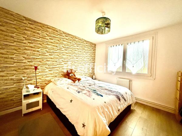 Appartement 4 pièces - 83 m² Exclusivité efficity