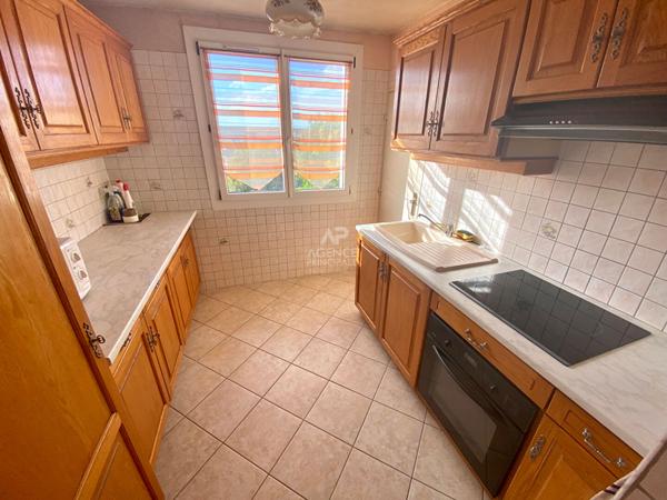 APPARTEMENT CONFLANS STE HONORINE - 4 PIÈCES - 67.5m² €179 000 ** - Référence 7265