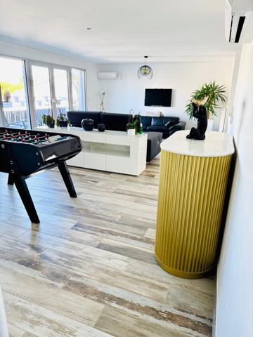 Royan (17200) 

Appartement d'exception proche commerce et de l'océan