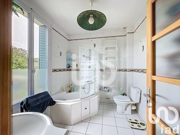 Maison à vendre 8 pièces 140 m² Saint-Leu-la-Forêt