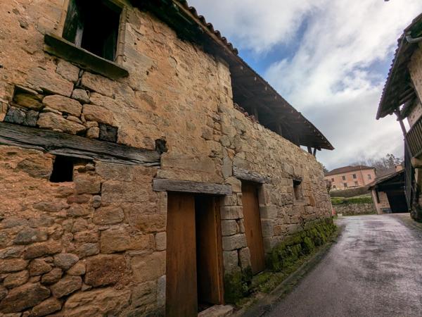 Bâtiment ancien en pierre à restaurer – secteur Figeac / Cardaillac