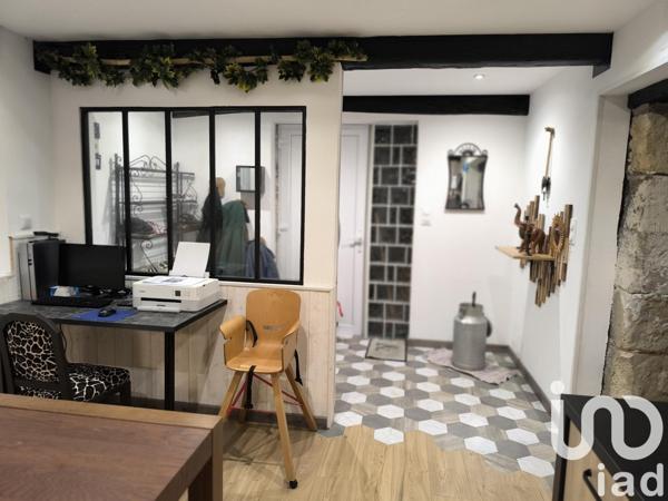 Maison de campagne 9 pièces de 168 m² à Neuvic (24190)