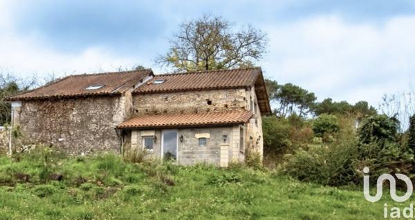 Maison de campagne 9 pièces de 168 m² à Neuvic (24190)