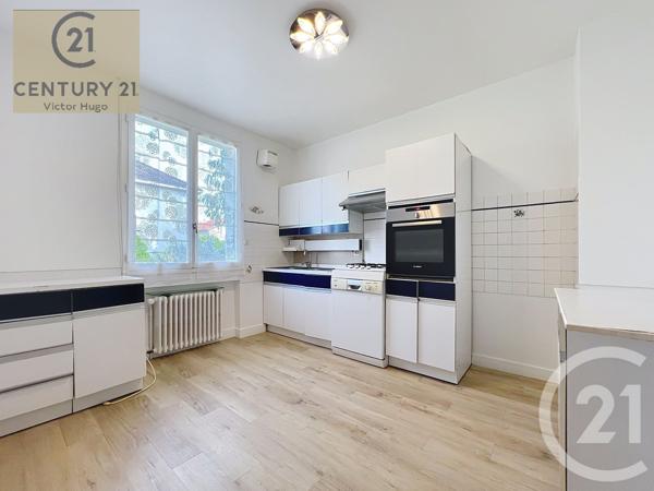 Maison à vendre  5 pièces - 152,50 m 2   LIMOGES  - 87