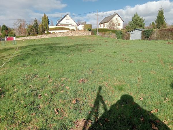 Terrain à vendre à Marcillac-la-Croisille (19320) - Corrèze
