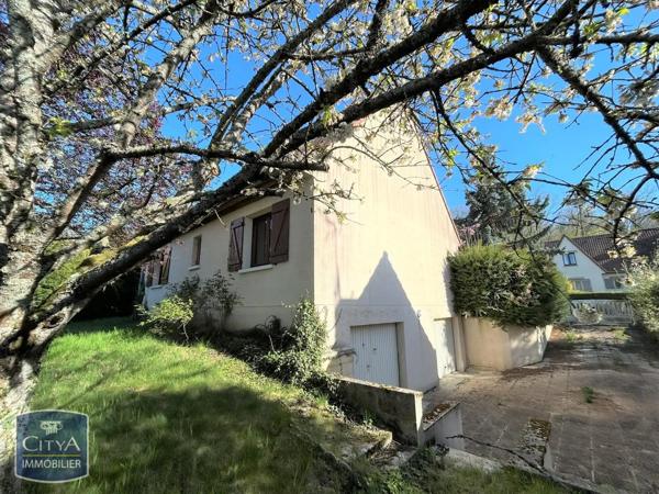 Maison à louer 4 pièces 80m² Bruyères-et-Montbérault (02860)