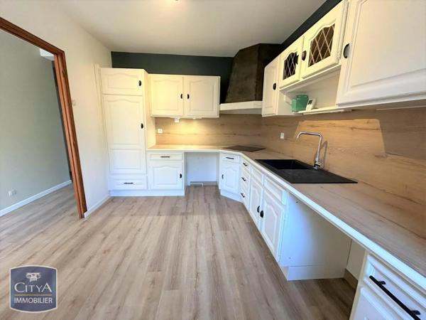 Maison à louer 4 pièces 80m² Bruyères-et-Montbérault (02860)