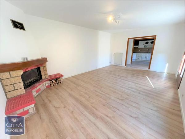 Maison à louer 4 pièces 80m² Bruyères-et-Montbérault (02860)