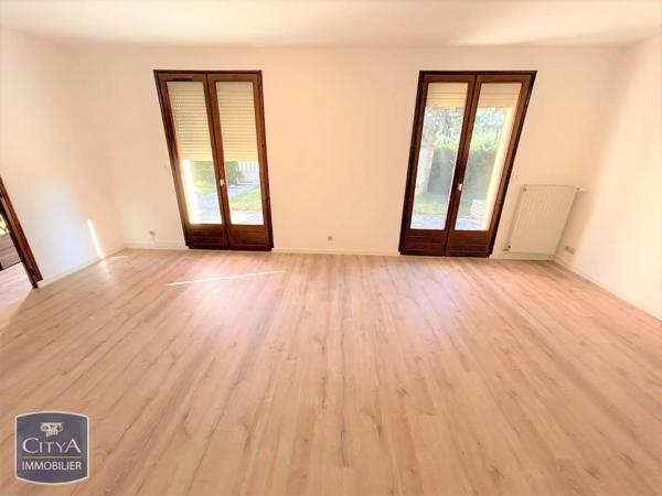 Maison à louer 4 pièces 80m² Bruyères-et-Montbérault (02860)