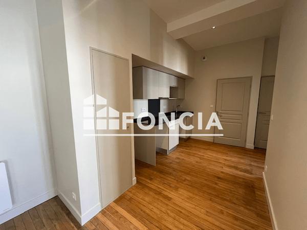 Location Appartement 3 pièces 56.92 m² - 10 AVENUE DU GENERAL DE GAULLE Angouleme 16000