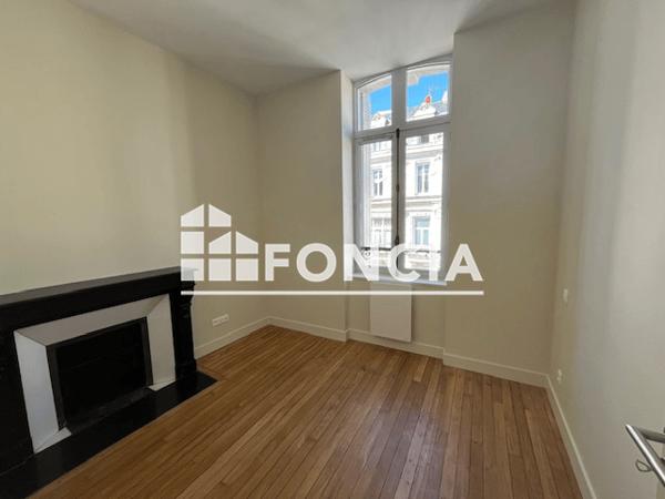Location Appartement 3 pièces 56.92 m² - 10 AVENUE DU GENERAL DE GAULLE Angouleme 16000