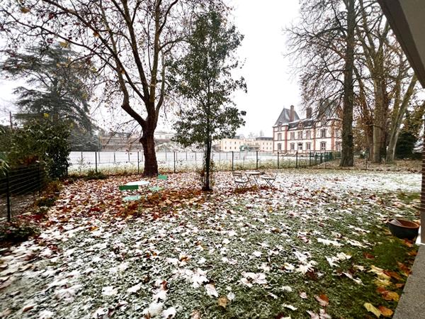 Appartement Dammarie Les Lys 2 pièces 43 m2 avec jardin