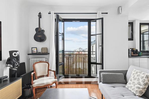 RARE - Denier étage - Vue dégagée - 2 pièces en très bon état