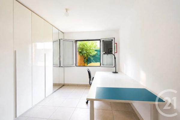 Appartement F3 à vendre  3 pièces - 66,30 m 2   BEAULIEU SUR MER  - 06