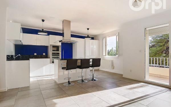 Appartement à vendre    4 pièces • 72,60 m2 Toulon