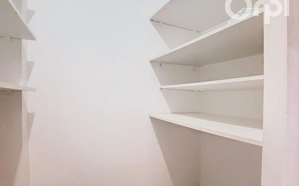 Appartement à vendre    4 pièces • 72,60 m2 Toulon