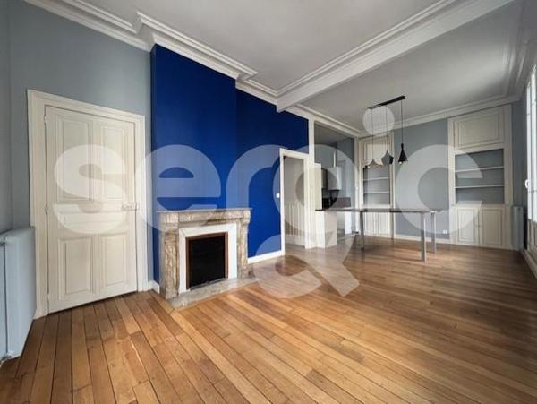 Location 4 Pieces 87 51100 Reims 26 1528 01 0003