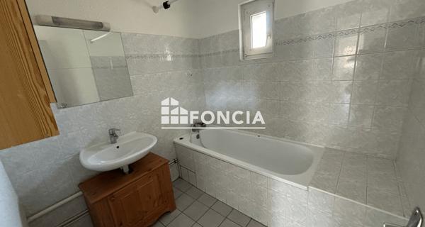 Location Appartement 4 pièces 89.19 m² - Saint-vallier 26240