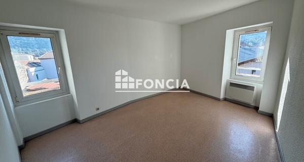 Location Appartement 4 pièces 89.19 m² - Saint-vallier 26240