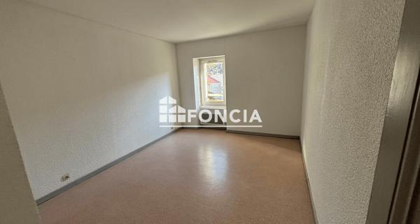Location Appartement 4 pièces 89.19 m² - Saint-vallier 26240